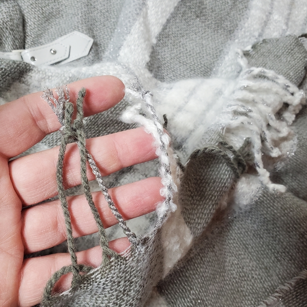 Mixit Womens Wrap Shawl Cover Up One Size Osfa Gr… - image 6